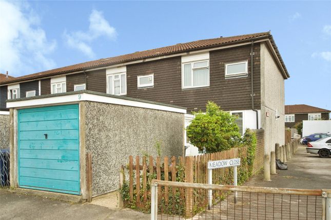 3 bed property, in Meadow Close, £310,000