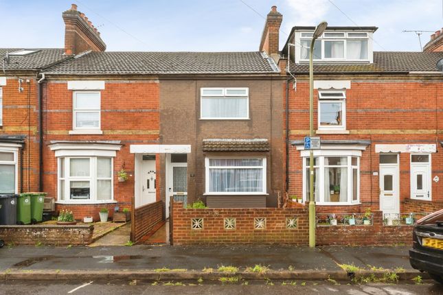 3 bed property, in Newtown Road, £280,000