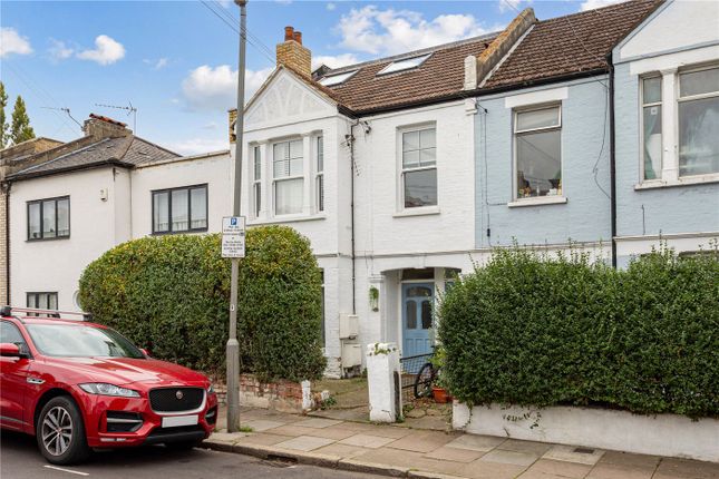 2 bed property, in Trevelyan Road, £425,000