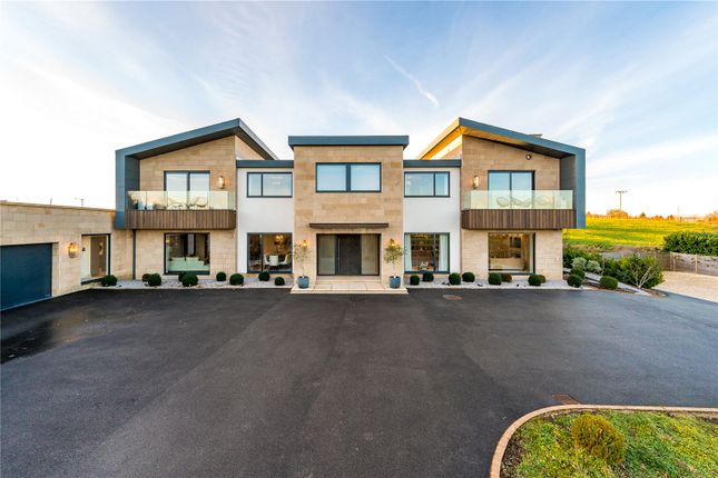 6 bed property, in Hilltop Farm, £4,500,000