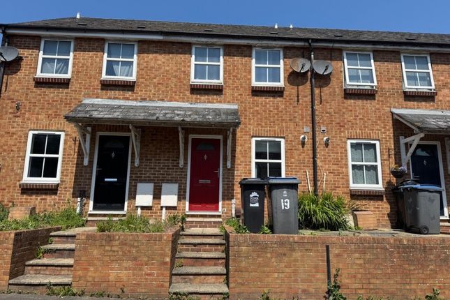 2 bed property, in 19 Primrose Road, £125,000