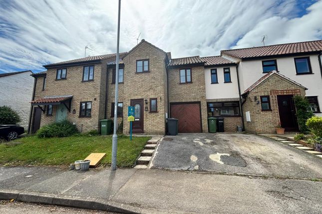 3 bed property, in Fen Street, £245,000