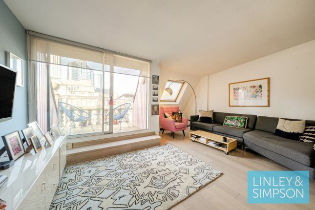 3 bed property, in Merchants House, £350,000