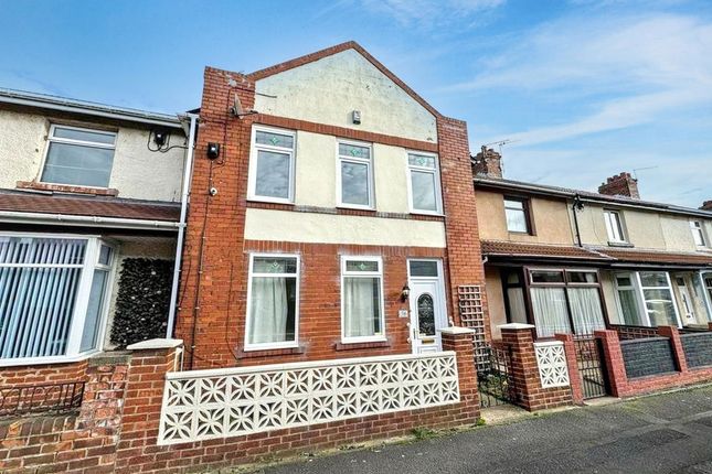 3 bed property, in West Street, £67,499
