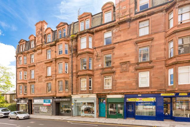 2 bed property, in 129 (2F2), £330,000