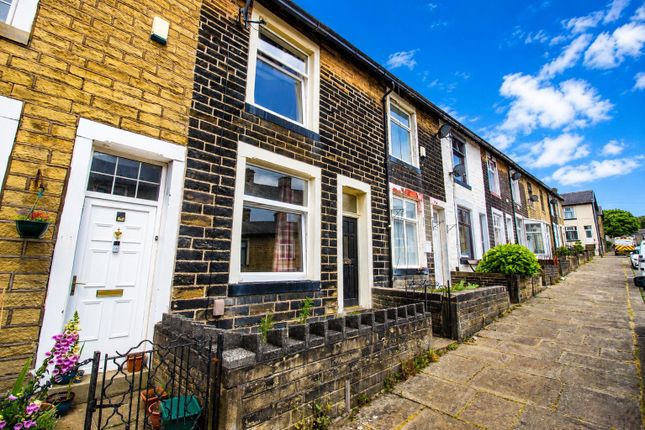 2 bed property, in Berriedale Road, £60,000