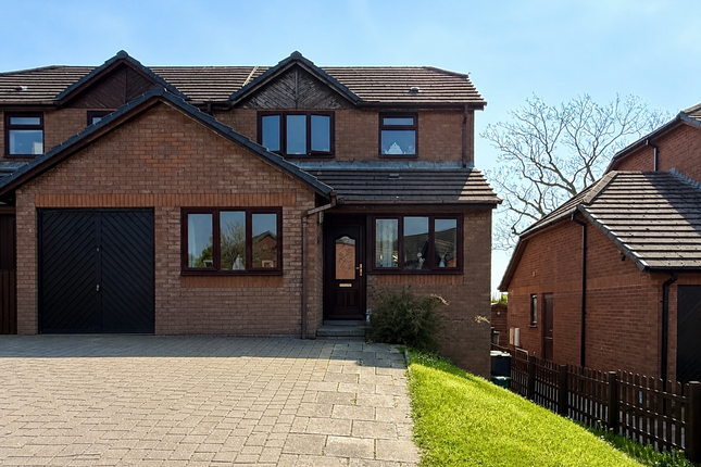 3 bed property, in Cascade View, £240,000