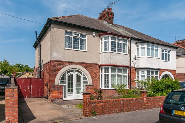 4 bed property, in Strathmore Avenue, £220,000