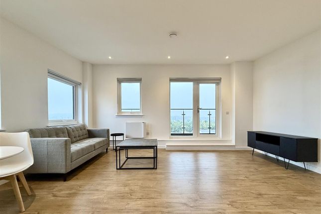 1 bed property, in Nelson Street, £140,000