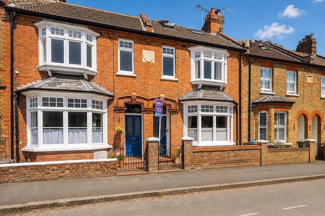 4 bed property, in Beaumont Road, £800,000