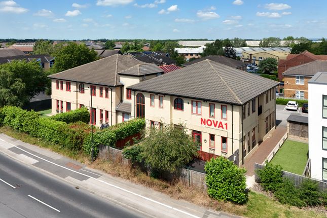 1 bed property, in Nova 1, £157,500