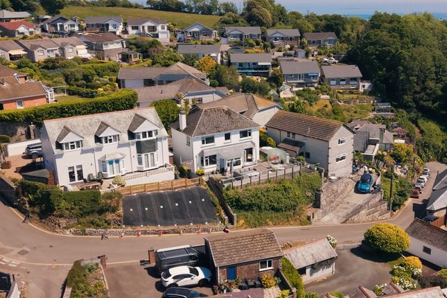 3 bed property, in Barbican Hill, £500,000
