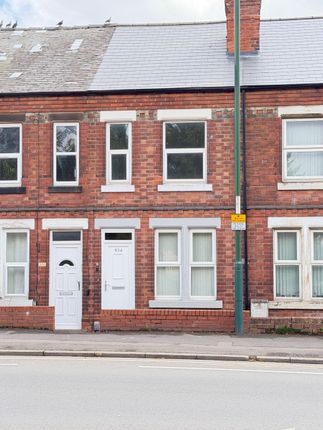 2 bed property, in Woodborough Road, £185,000