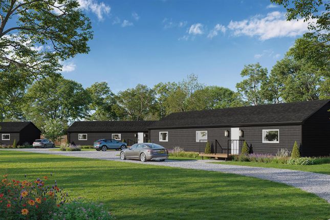 Land, in Bakers Lane, £125,000