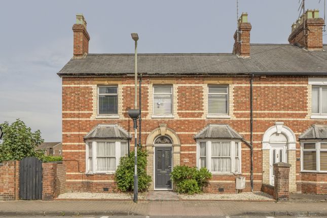 3 bed property, in Kings Road, £625,000