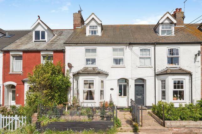 5 bed property, in Cromer Road, £250,000