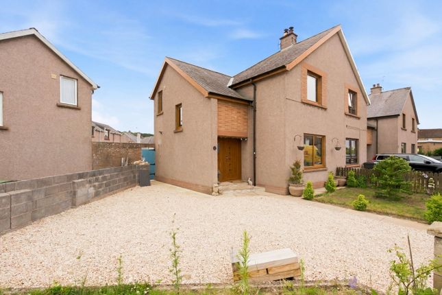 2 bed property, in North Burnside Street, £170,000