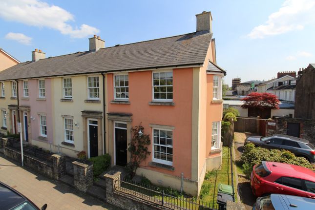 2 bed property, in Heol Gouesnou, £250,000