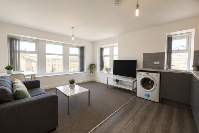 1 bed property, in King Cross Street, £60,000