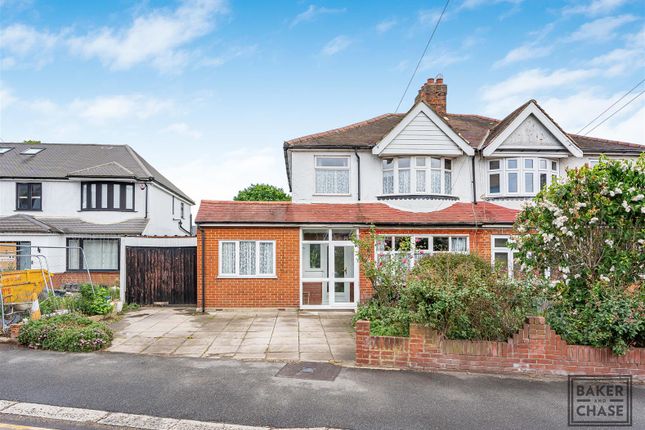 3 bed property, in Parsonage Lane, £650,000