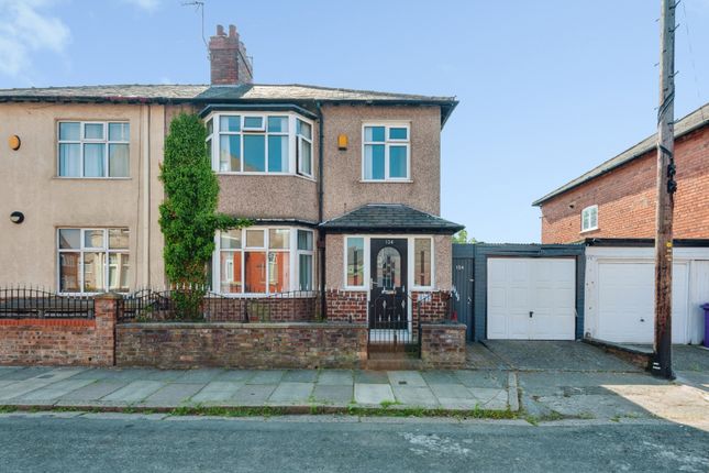 3 bed property, in Herondale Road, £300,000