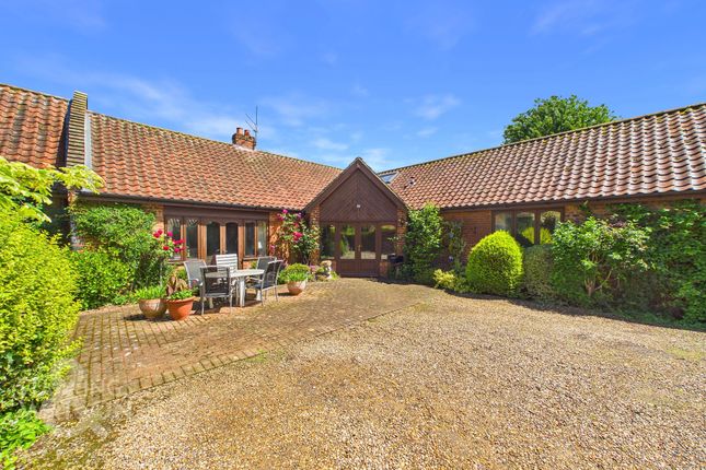 5 bed property, in Park Lane, £895,000
