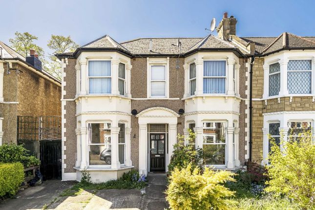 2 bed property, in Wellmeadow Road, £350,000