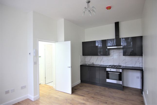 8 bed property, in Willoughby Road, £1,450,000