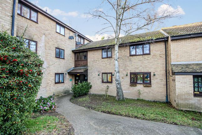 1 bed property, in Briar Court, £110,000