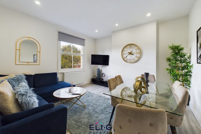 4 bed property, in Second Avenue NW4, £600,000