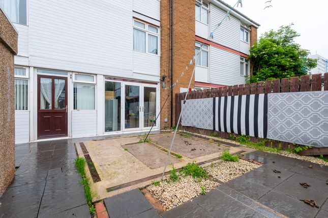 3 bed property, in Cavill Place, £115,000