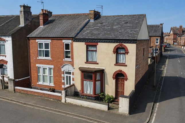 3 bed property, in Russell Street, £170,000