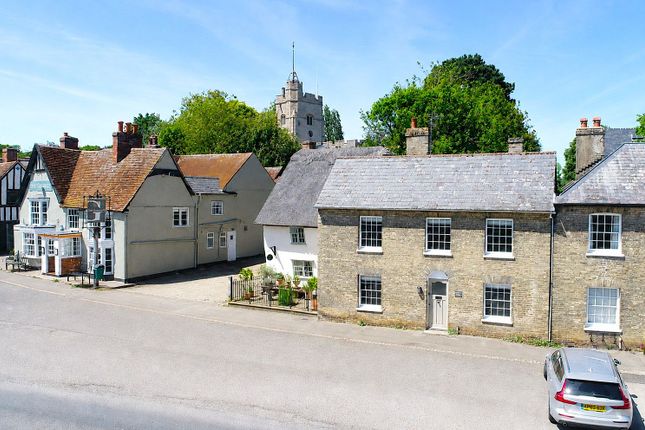 3 bed property, in High Street, £350,000