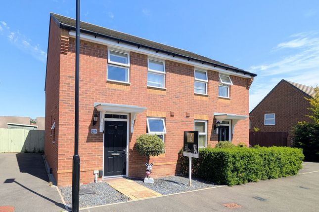 3 bed property, in Swan Street, £240,000