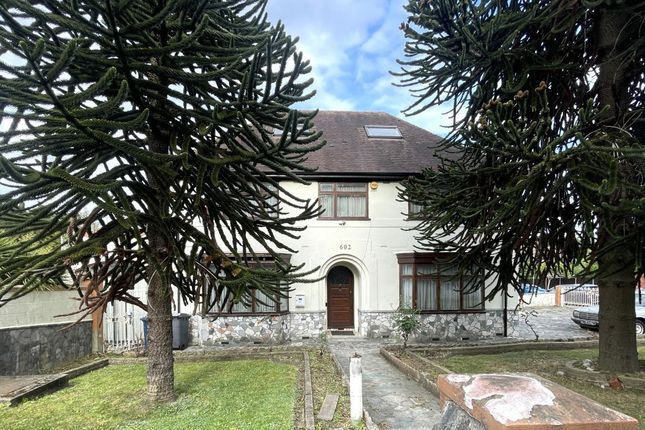 4 bed property, in 602 High Road, £695,000