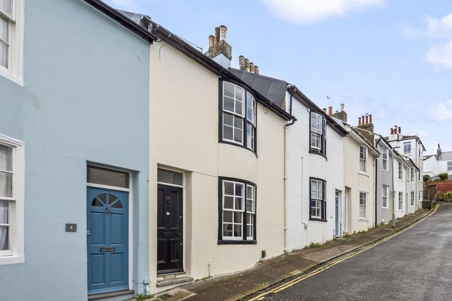 2 bed property, in Terminus Street, £475,000
