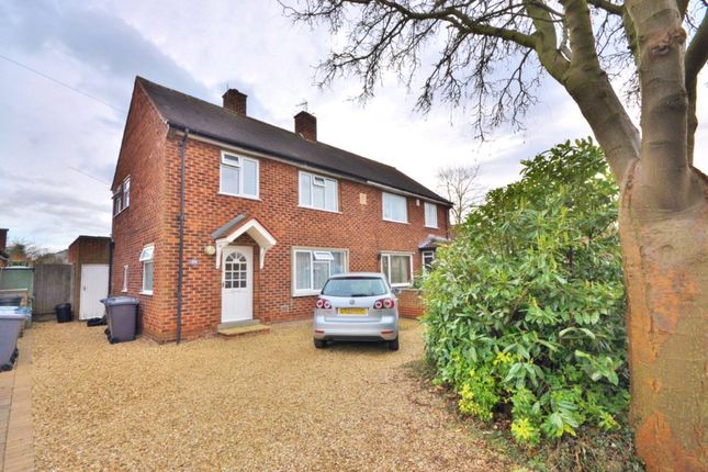 3 bed property, in Wellin Lane, £325,000