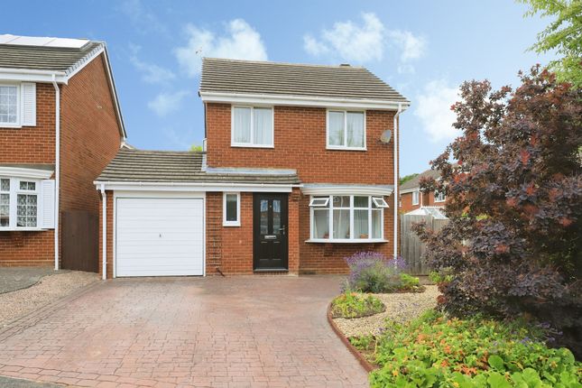 3 bed property, in Jay Park Crescent, £300,000