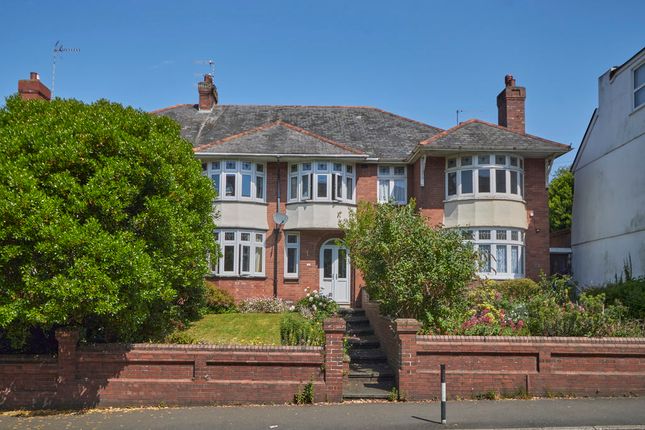 3 bed property, in Blackboy Road, £375,000