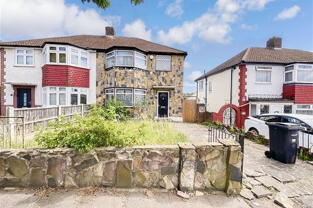 3 bed property, in Carlisle Gardens, £575,000