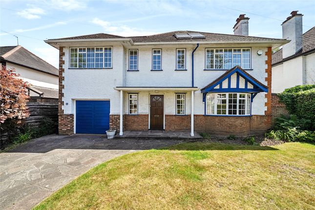 6 bed property, in Mayfield Avenue, £1,100,000