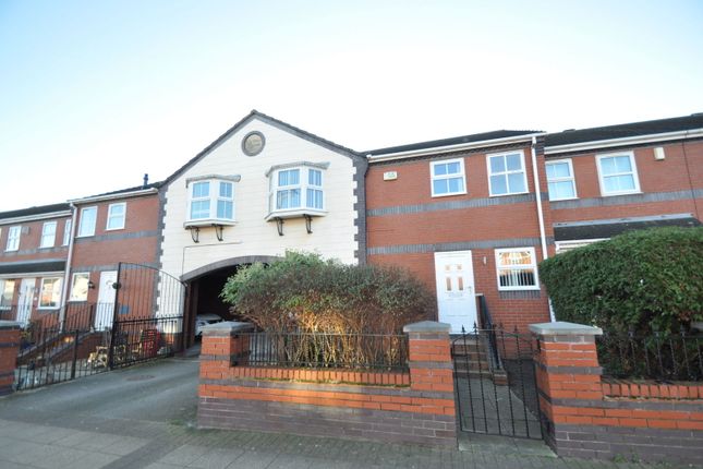 2 bed property, in Victoria Parade, £110,000