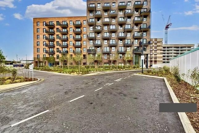 1 bed property, in Taro Apartments, £325,000