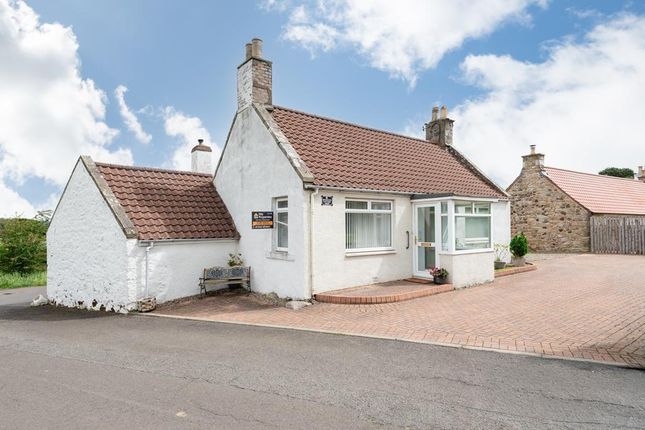 2 bed property, in Lathrisk Road, £220,000