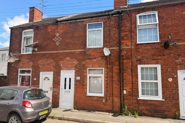2 bed property, in Castle Street, £55,000
