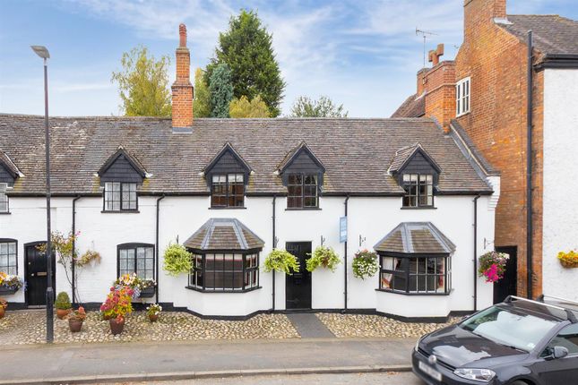 4 bed property, in Victoria Cottage, £625,000