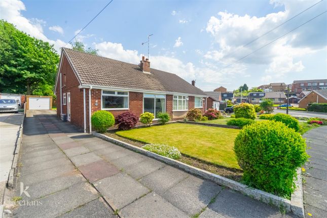 2 bed property, in Dow Fold, £280,000