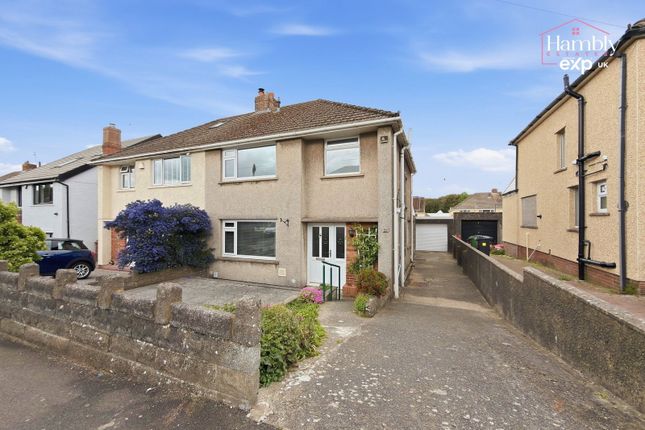 3 bed property, in The Sanctuary, £285,000