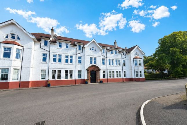 3 bed property, in Lomond House, £125,000