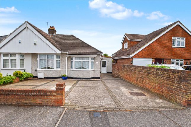 2 bed property, in Heversham Road, £435,000